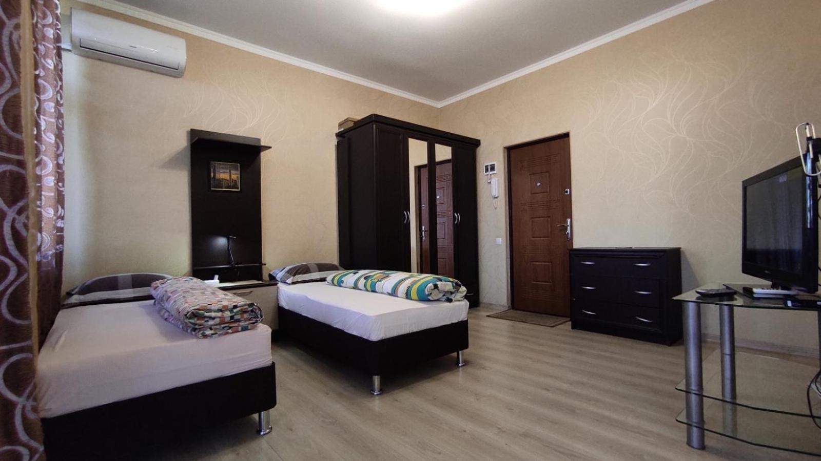 Апартаменты Левада Апартаменти Левада Apartments Levada Kharkiv Exterior photo